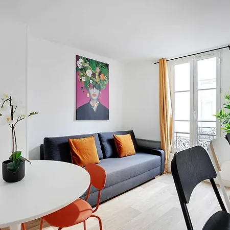 Modern - 2br-4p - Sacré-cœur
